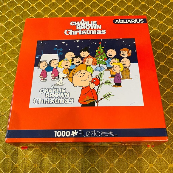 AQUARIUS Peanuts A Charlie Brown Christmas Puzzle 1000 Piece Jigsaw Puzzle - Picture 2 of 5
